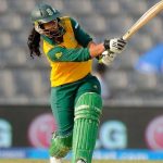 Chloe Tryon batting in t20s